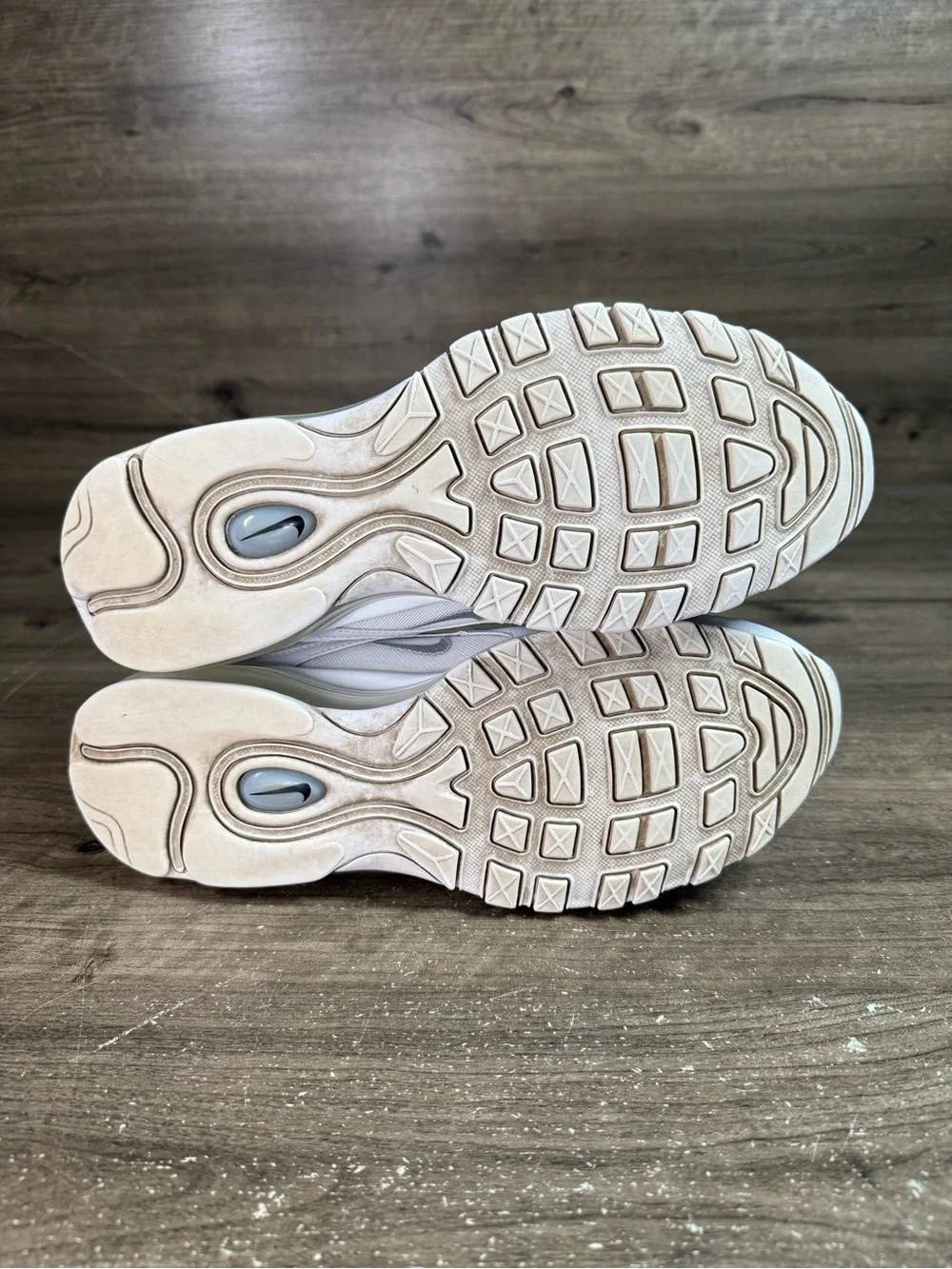 Nike Air Max 97 Triple White Wolf Grey Mens Size 12 921826-101 Sneakers